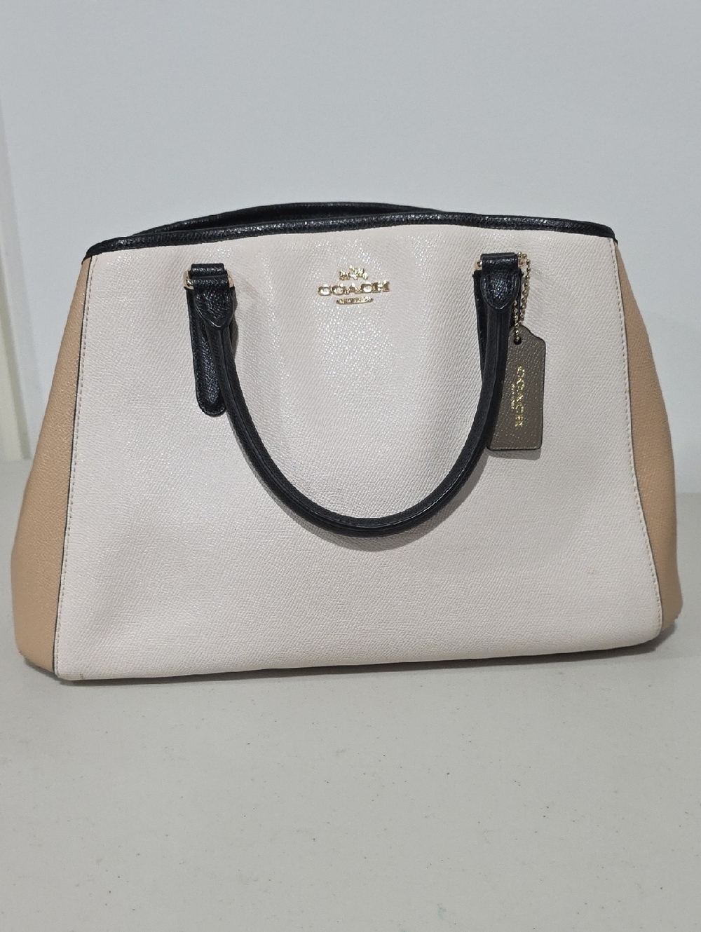 Coach Geometric Colorblock Margot F57497 Cream Beige Black Cross Grain Leather